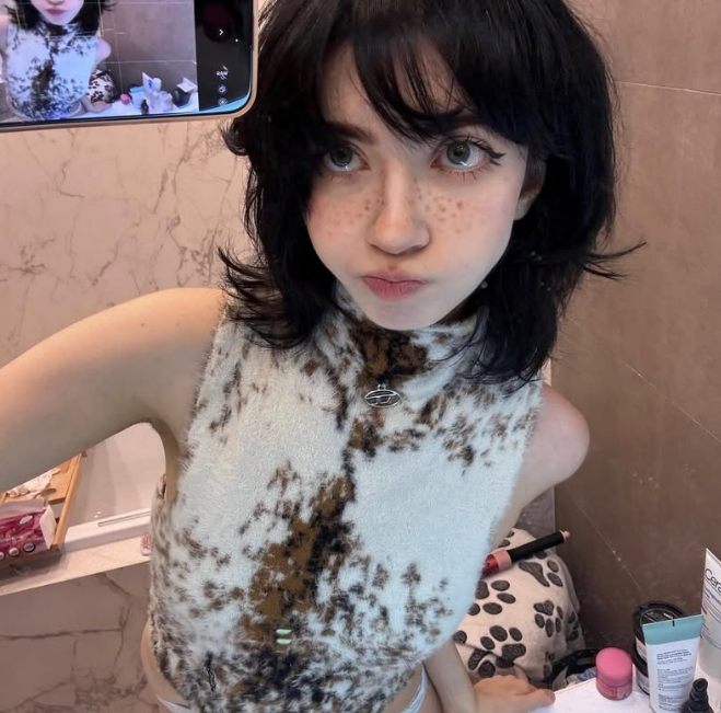YourSmallDoll Onlyfans in a bathroom