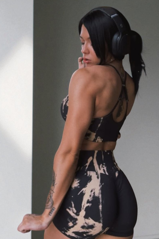 Elayna black onlyfans gym 2