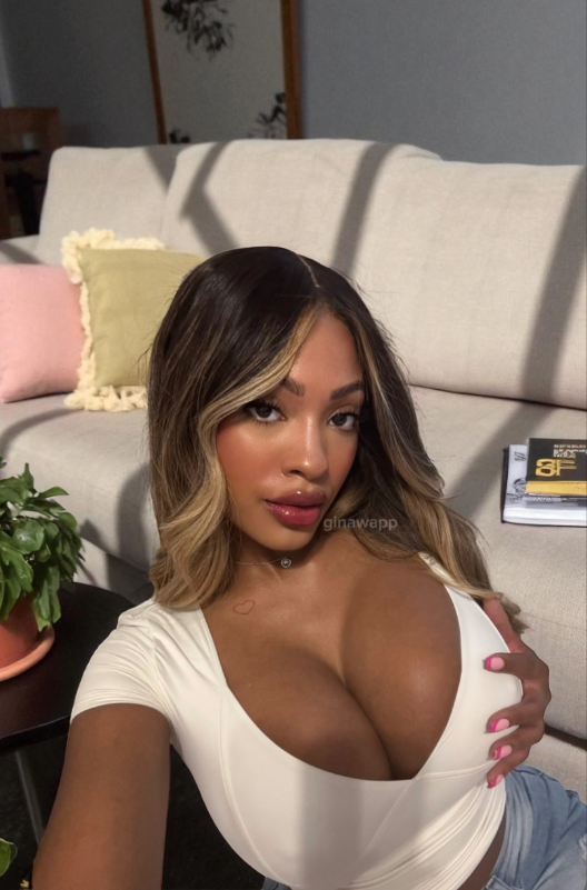 Gina Wap OnlyFans on the couch